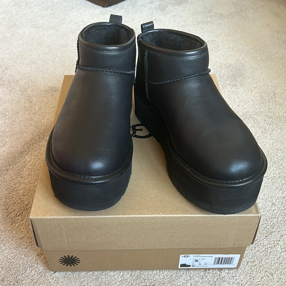 Ugg Black Ultra Mini Platform